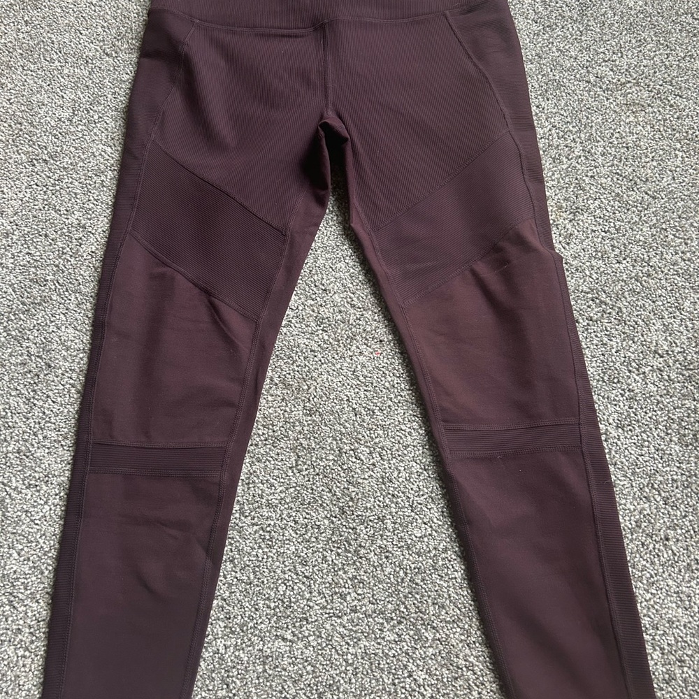 Zella Purple Leggings High-Waisted Seamless Design